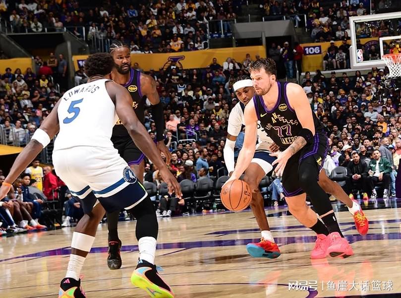 赏金女王模拟器官网-湖人120-106森林狼！东契奇看清现实，老詹被贬低，小里直言不讳